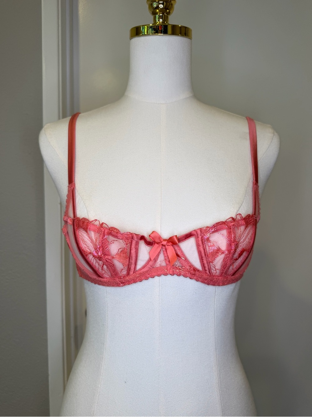 Agent Provocateur Lorna Pink Sheer Embroidered Plunge Underwire Bra 32B